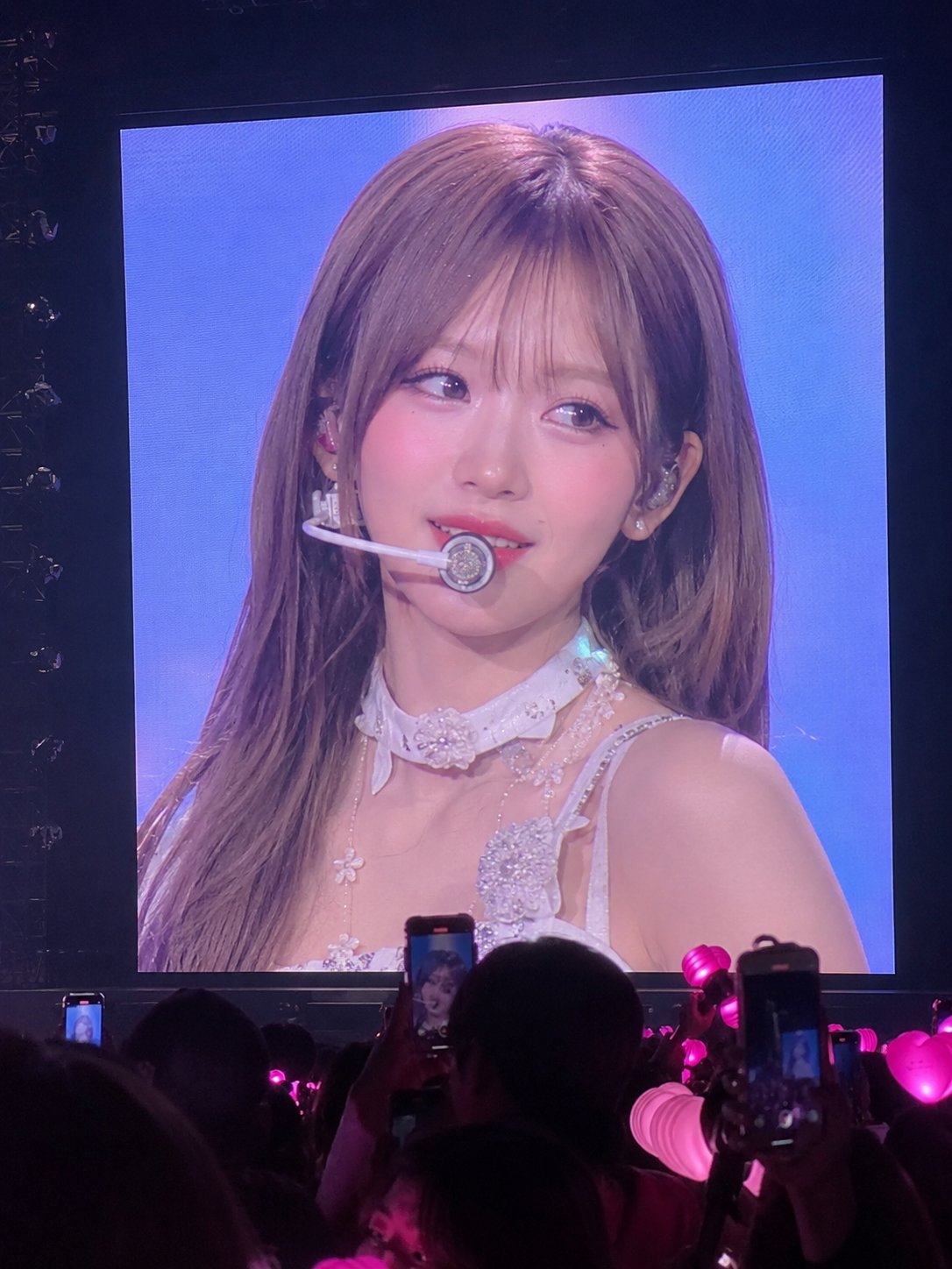 韩国偶像演唱会大屏幕转播效果 2