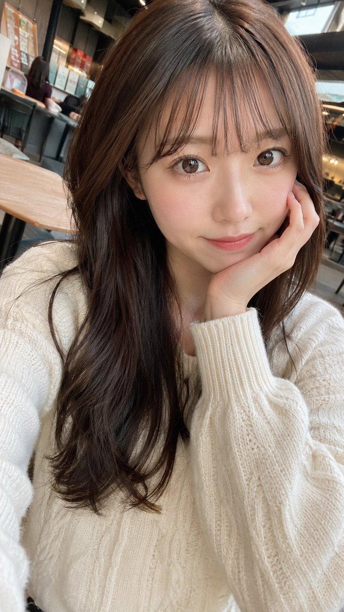 逼真的日本偶像 iPhone 自拍 3